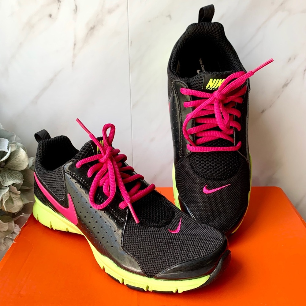 Nike Womens Training Shoes 454445-063